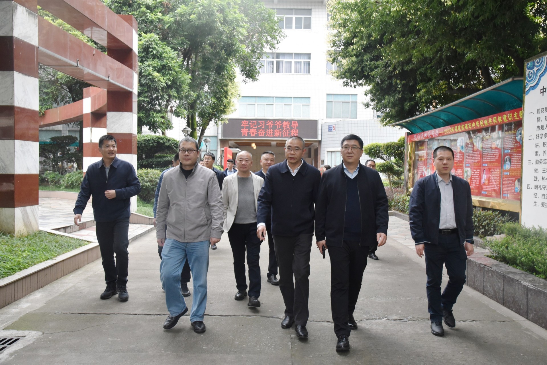圖2.jpg
